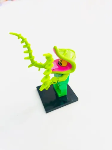 MINIFIGURA LEGO MINIFIGURES SÉRIE 14 - CARA DA PLANTA CARNÍVORA - PLANT MONSTER 