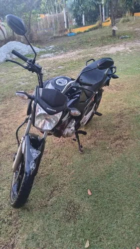 Vende-se moto fan 2018