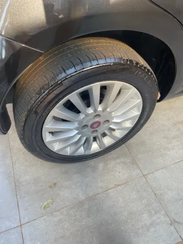 Fiat Punto ELX 1.4 Fire Flex 8V 5P 2010