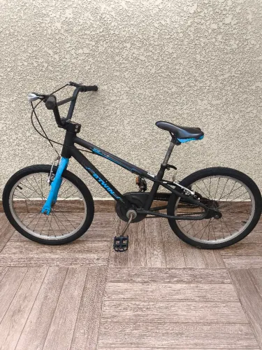 Bicicleta infantil (Decathlon)