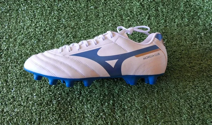 Chuteira Campo Mizuno_Morelia Club_Tamanhos: 40/41/43_[Entrego]
