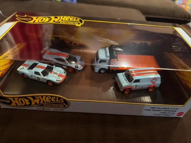 Pack gulf premium hot wheels