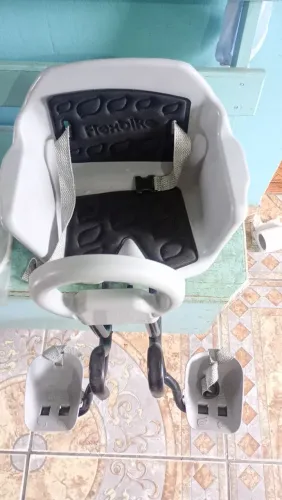Cadeirinha infantil bike dianteira até 15kg semi-nova 