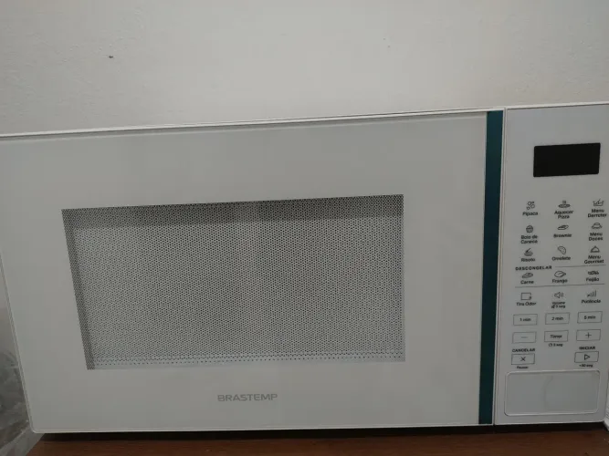 Microondas Brastemp branco 38 litros