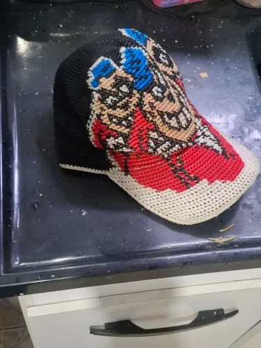 Boné de croche 