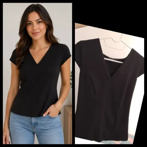 Blusa Preta M ( praticamente nova )