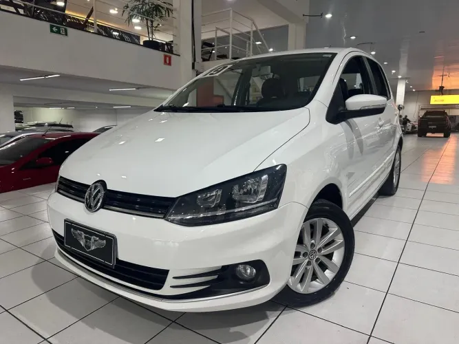 Volkswagen Fox Comfortline 1.6 Flex 8V 5P 2019