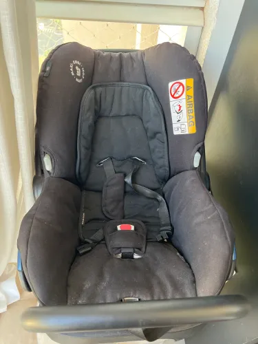 Bebê conforto e base para carro maxi cosi