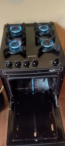 Vendo esse fogão manual tudo funcionando perfeitamente bocas e forno ótimo