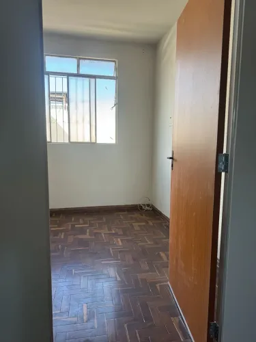 Sala no centro de Igarapé