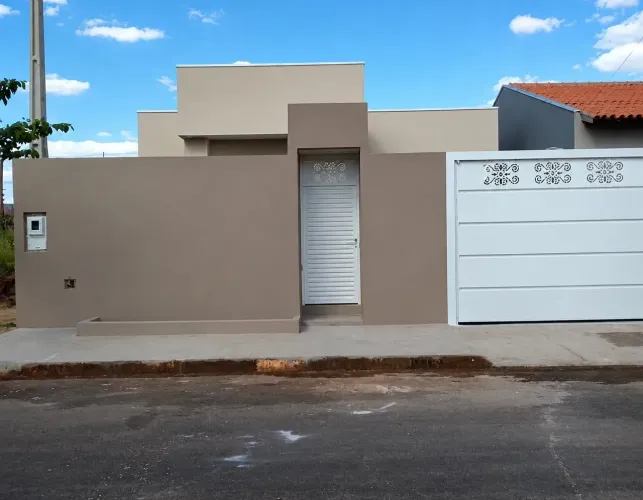Casa à Venda em Bady Bassitt Menezes 3 Conforto e Excelente Espaço!