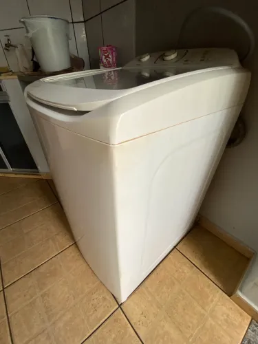 Vende se máquina de lavar