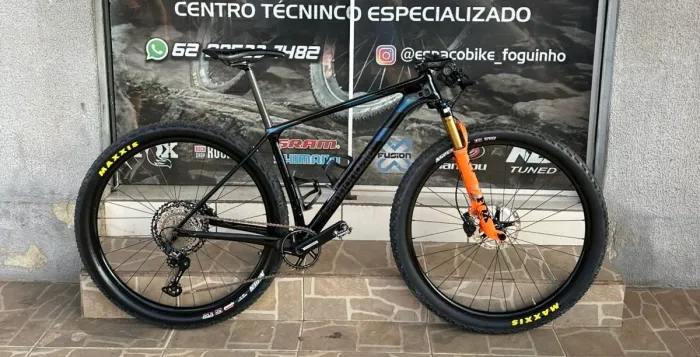 Cannondale F-Si Carbon | DT Swiss | Hollowgram | Deore | Kashima