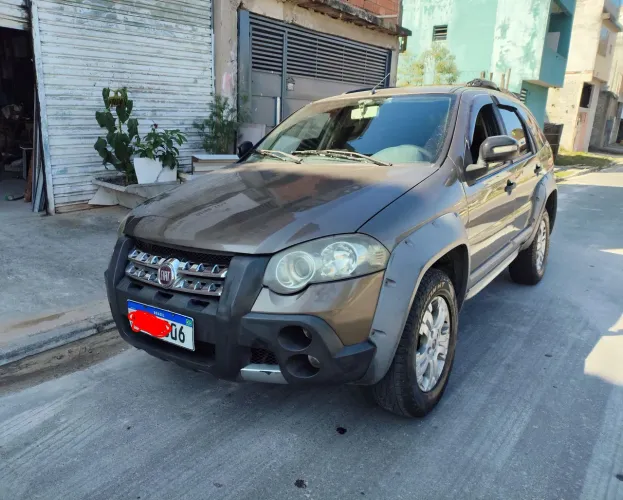 Fiat Palio Weekend Adventure Locker 1.8 Flex 2010