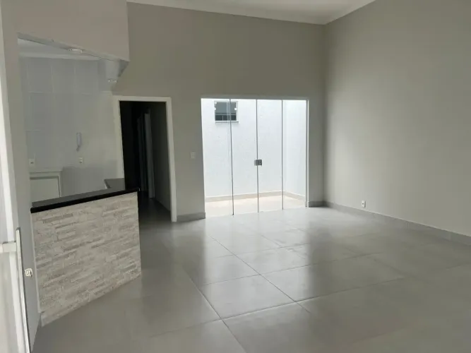 Casa de condomínio térrea para venda possui 170 metros quadrados com 3 quartos