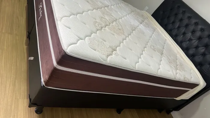 Cama box preta completa