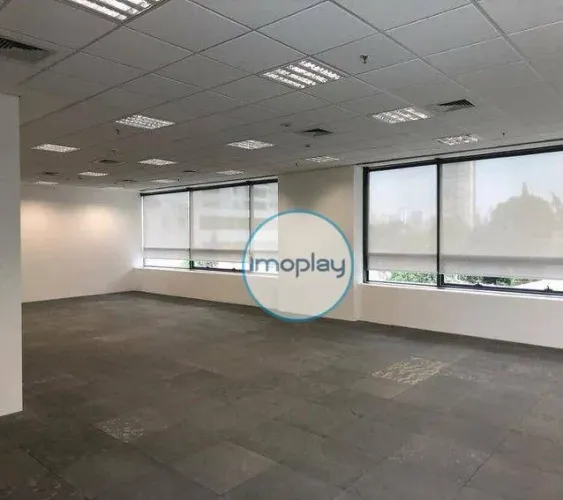 Laje comercial de 542,36m² de área útil em vão livre com 16 vagas de garagem no Brooklin, 