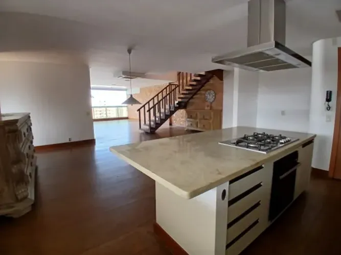 Cobertura Duplex no Parque das Castanheiras / Vila Velha - ES.