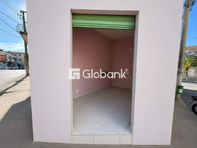 Ponto comercial para aluguel Roxo Verde 35m² Montes Claros MG