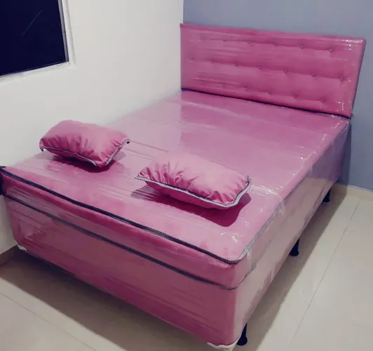 CAMA BOX DE MOLA COM CABECEIRA E DOIS TRAVESSEIROS ENTREGA GRATIS