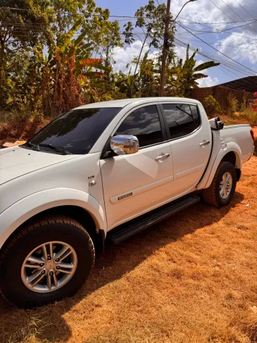 Mitsubishi L200 Triton HPE 3.2 CD TB Int.diesel AUT 2017