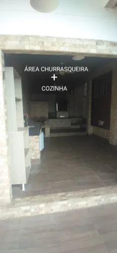 Casa 100m² - Aluga-se (3 Quartos) sem garagem, Costeira do Pirajubaé