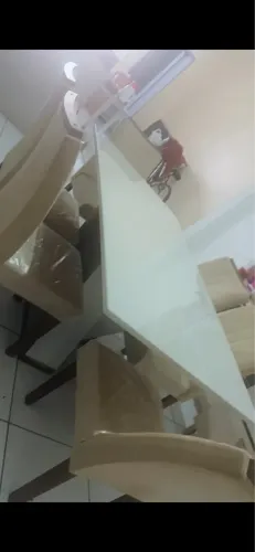 Mesa sem cadeiras