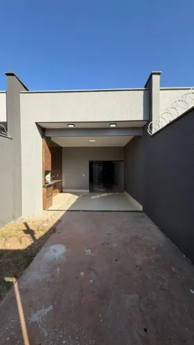Casa - Setor Barcelos