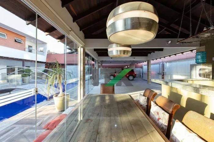 Casa com 5 dormitórios para alugar, 400 m² por R$ 7.000,01/dia - Centro - Balneário Cambor