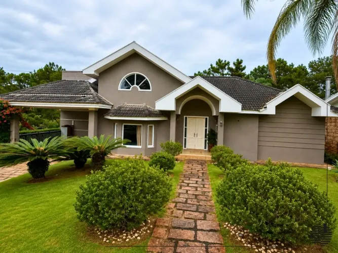 Casa com 4 dormitórios à venda, 468 m² por R$ 1.990.000,00 - Condomínio Chácaras Flora - I