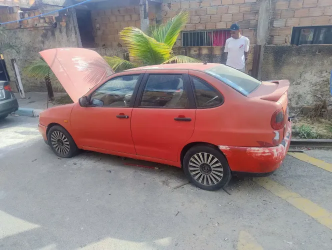 Seat Cordoba SXE 1.8 / GLX 1.8 4P 1998
