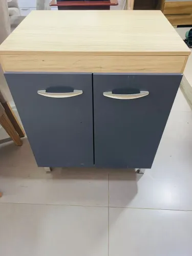 Balcão para cook top duas portas com prateleira interna em Mdf novo ?