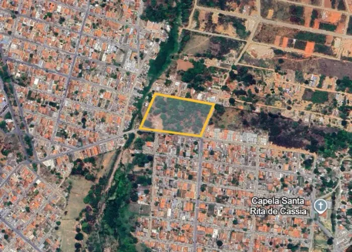 Terreno 21.236m² no Bairro Itapoã - Sete Lagoas (Quarteirão Inteiro)