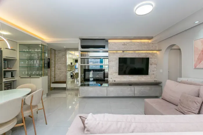 Apartamento para venda tem 98 metros quadrados com 3 quartos em Alto da Glória - Curitiba 