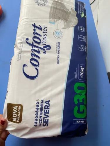 Fralda Geriátrica confort Max G30 com 30 fraldas. 