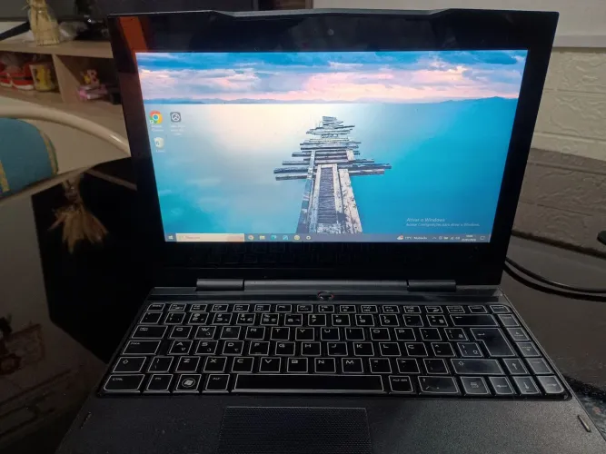 Alienware M11x R2 i7 8GB SSD 480GB Placa de Vídeo Dedicada. Contém tela reserva 