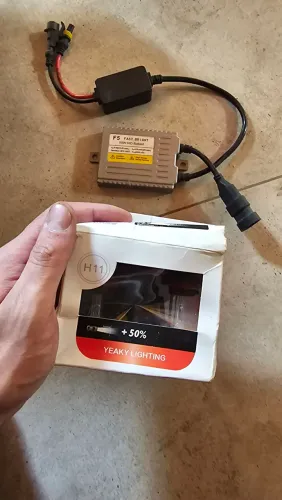 Par lâmpada xenom yeaky h11 6500k + um reator f5 55w original 