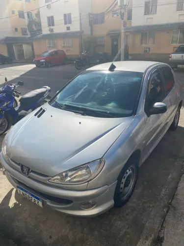 Peugeot 206 Selection/ Sensation 1.0 16V 5P 2001