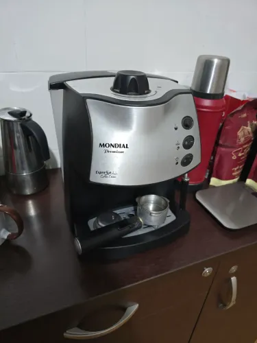 Cafeteira expresso mondial