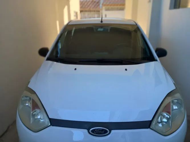 Ford Fiesta Sedan SE 1.6 8V Flex 4P 2014