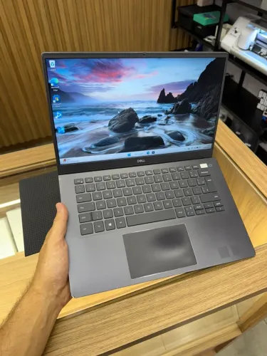 Dell vostro 5402 i7 11th Mx330 2gb 16/256gb