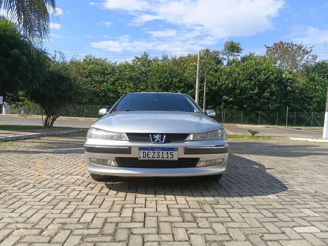 Peugeot 406 Familiale 2.0 16V Aut. 2001