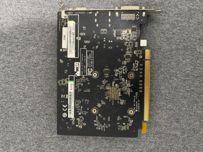 Placa de Vídeo Sapphire R7 240 1GB GDDR5