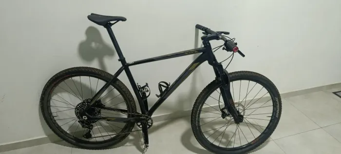 Bicicleta Sense Impact Race 2021