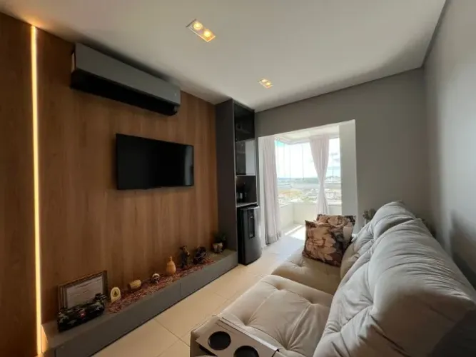 Vendo apartamento mobiliado, com 03 quartos, por R$ 695 mil