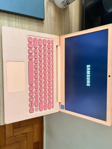 Notebook Samsung Flash F30 Rose 
