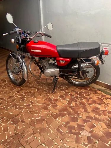 Moto cg 82
