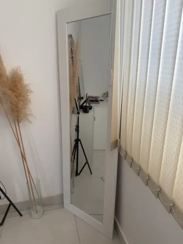 Espelho com Moldura Branca 52x162cm