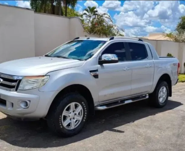 Ford Ranger Limited 3.2 20V 4X4 CD Aut. Dies. 2015