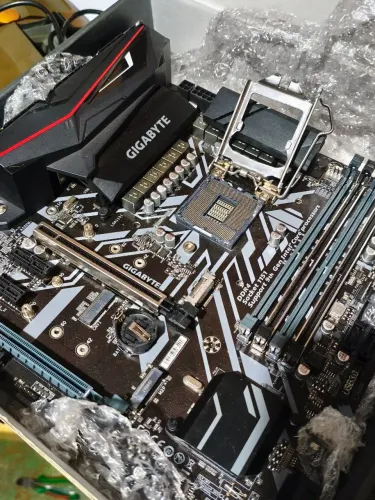 PLACA Z390 COM DEFEITO INTERMITENTE